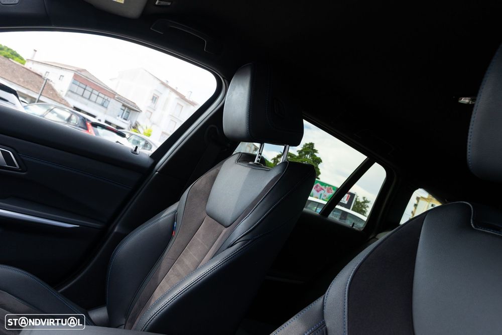 BMW 320 e Pack Desportivo M Auto — fotografia 13