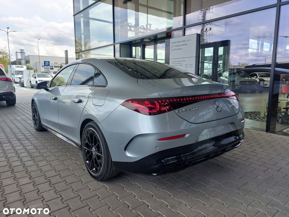 Mercedes-Benz CLA - 6