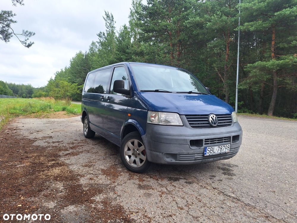 Volkswagen Transporter - 1