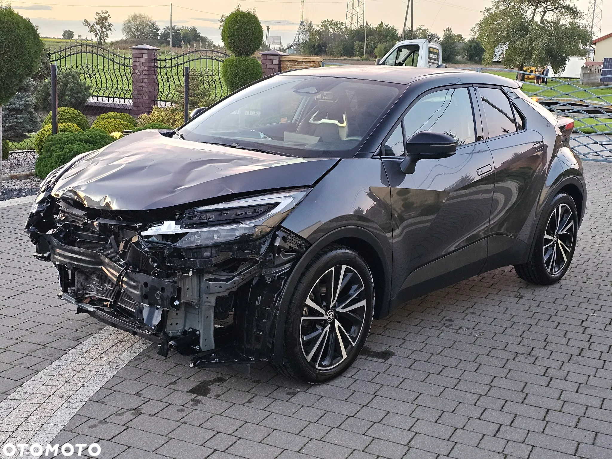 Toyota C-HR 1.8 Hybrid Executive - 4