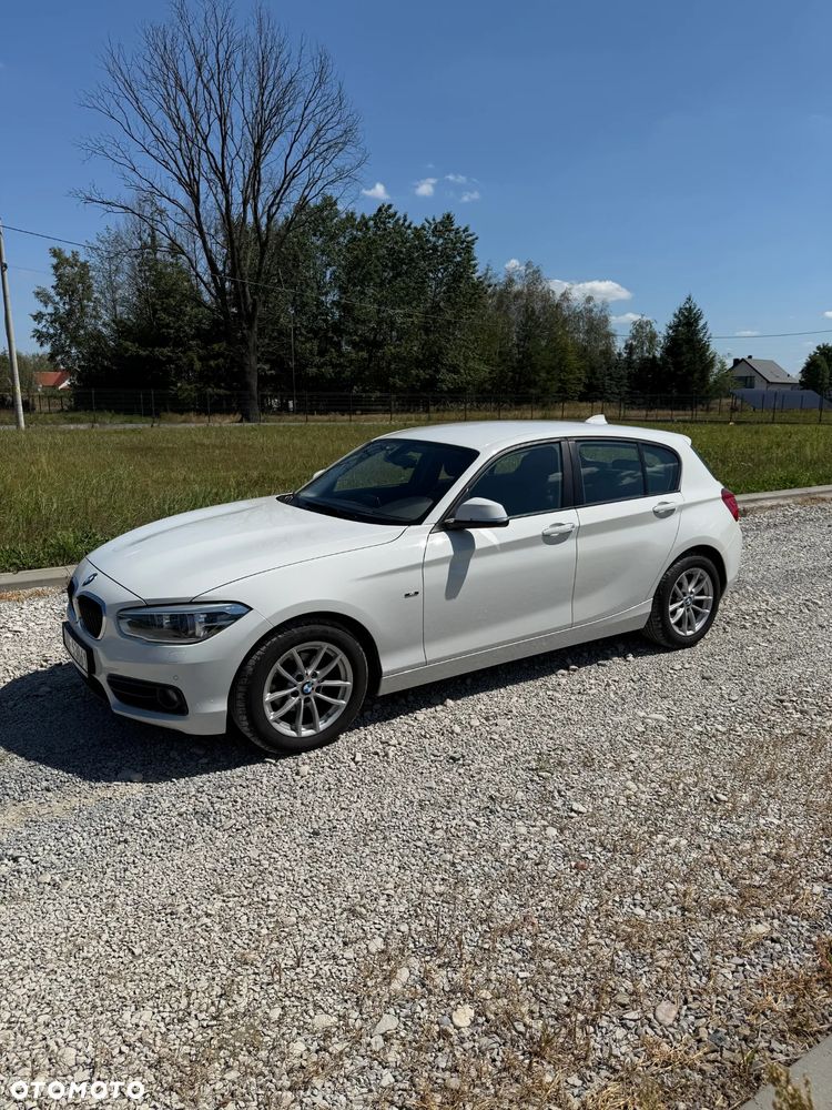 BMW Seria 1 120d Sport Line - 1