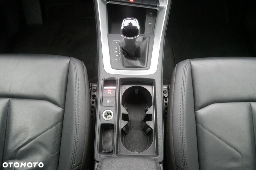Audi Q3 Sportback - 11