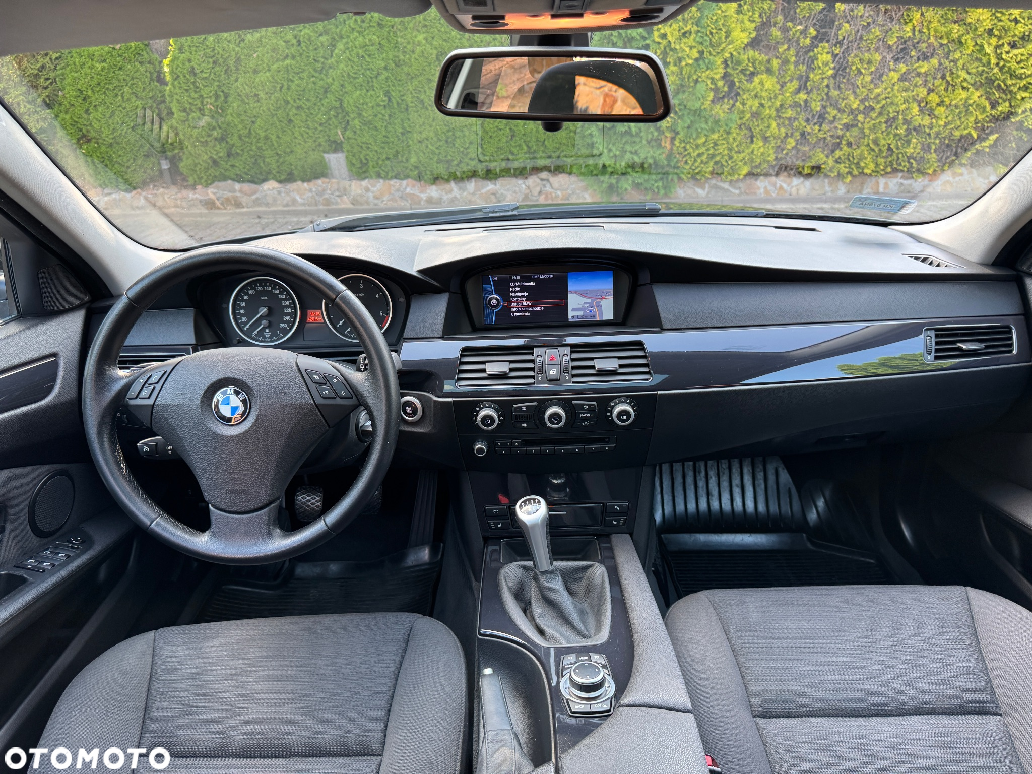 BMW Seria 5 520d - 13