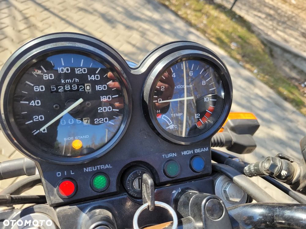 Honda CB - 4