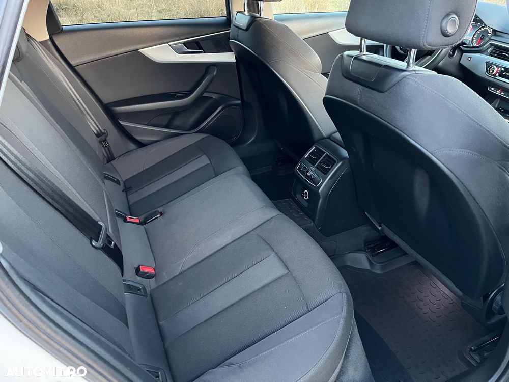 Audi A4 2.0 TDI S tronic - 8