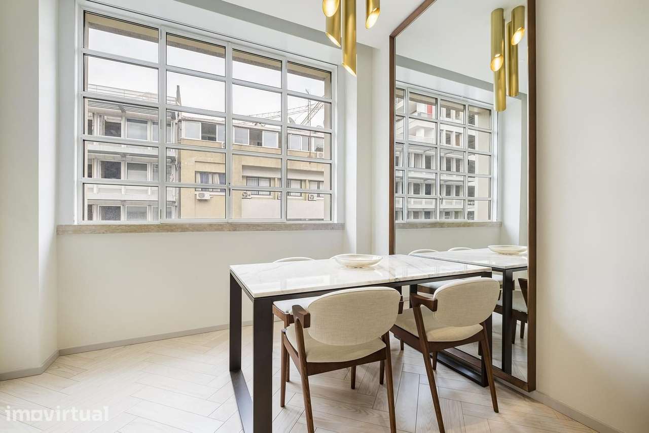 Apartamento T1 com estacionamento, Avenida da Liberdade, Lisboa - Grande imagem: 3/47