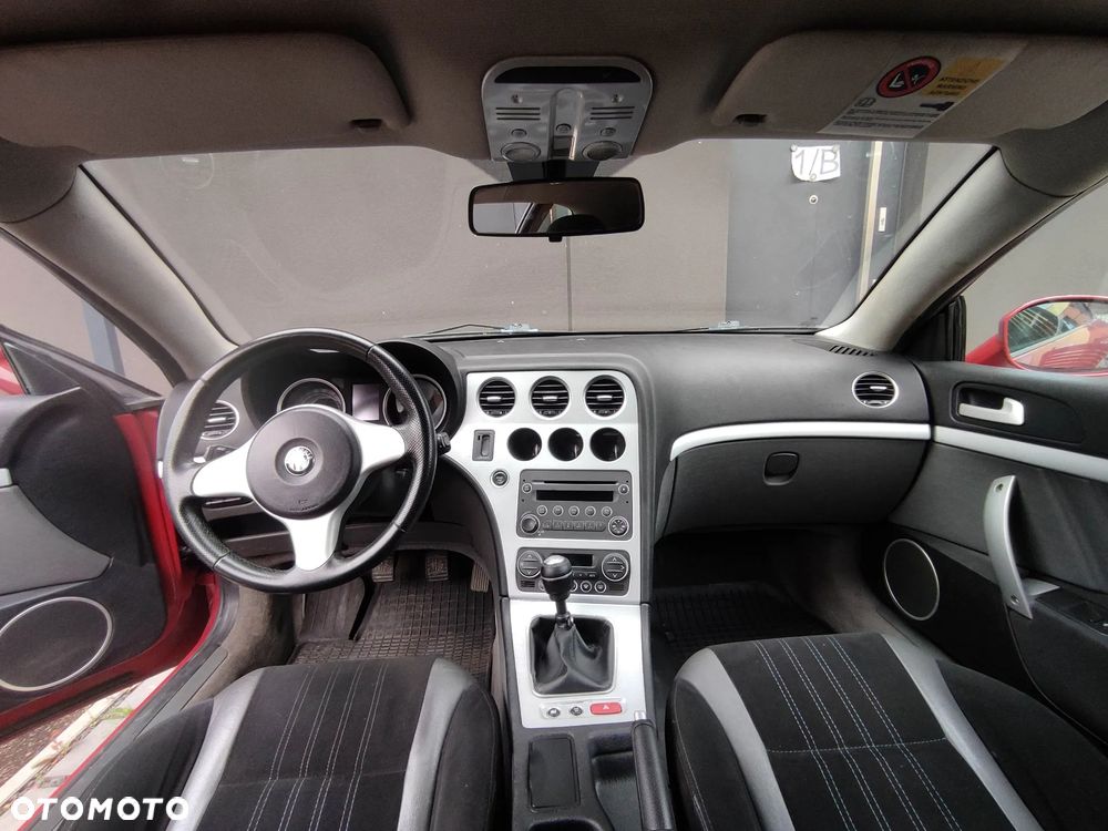 Alfa Romeo Brera 2.4JTDM - 12