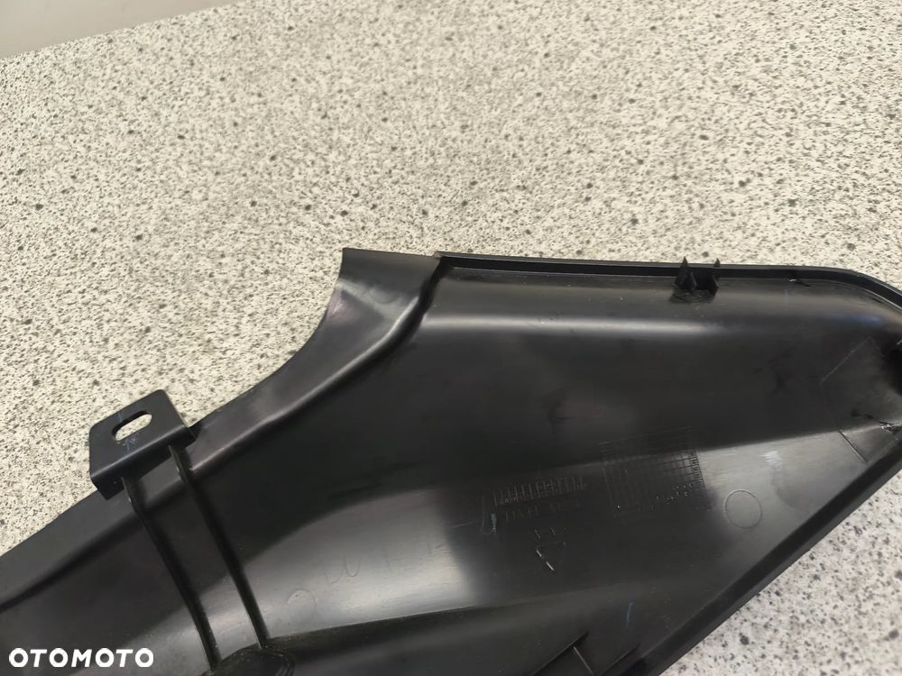 Owiewka, osłona lewa, bok, boczek, wypełnienie lewe Triumph Trident 660 2022 - 10