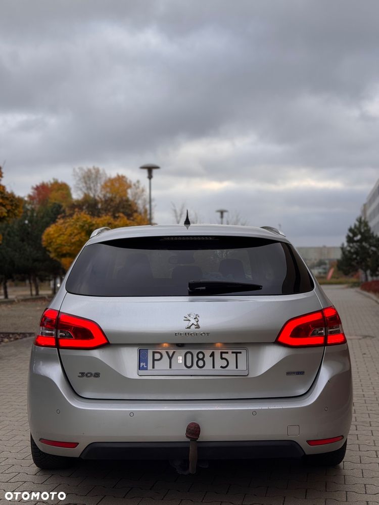 Peugeot 308 - 5