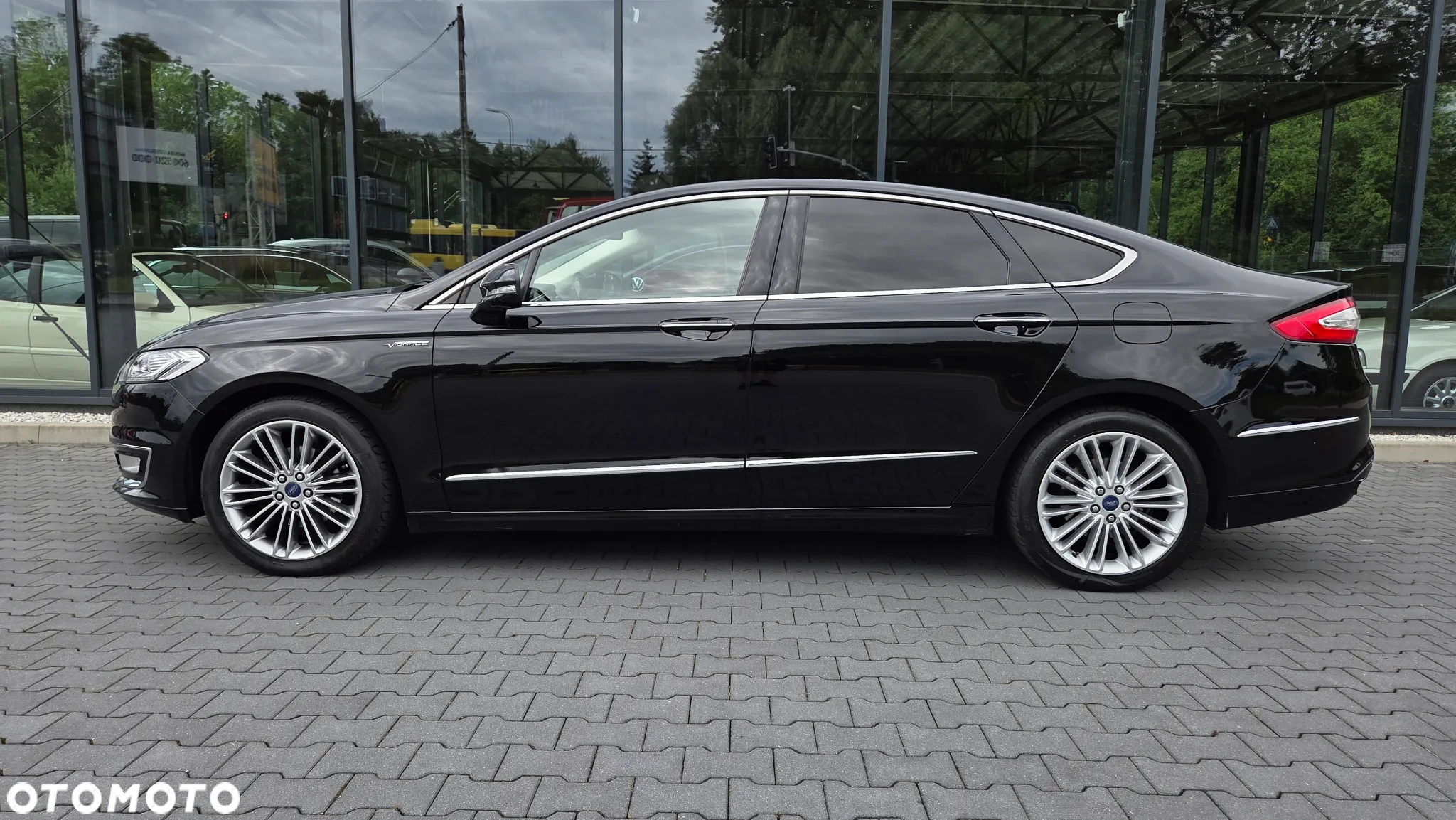Ford Mondeo Vignale 2.0 EcoBoost - 36