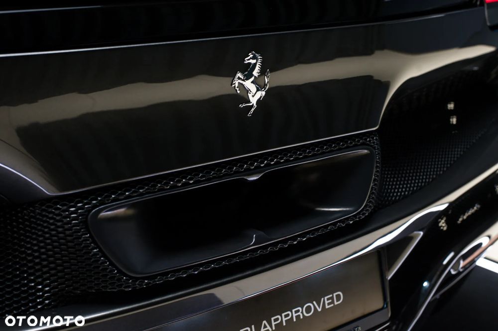 Ferrari 296 GTB - 33