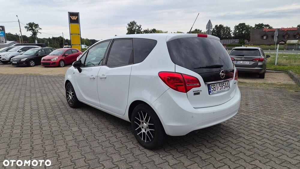 Opel Meriva - 8
