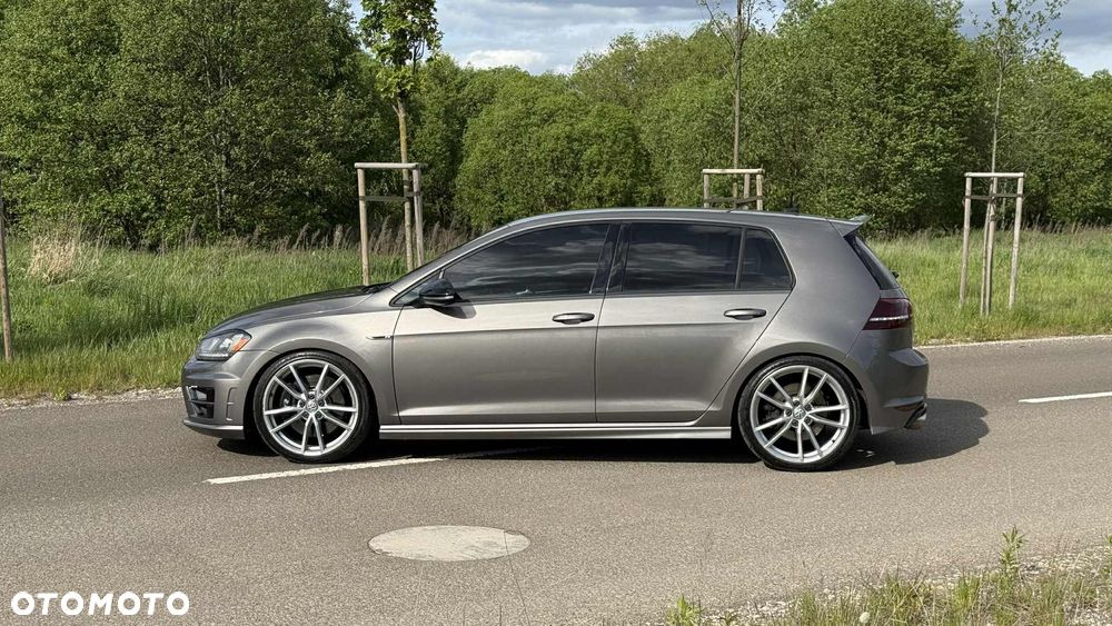 Volkswagen Golf - 9