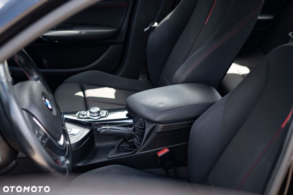 BMW Seria 1 116i Sport Line - 8