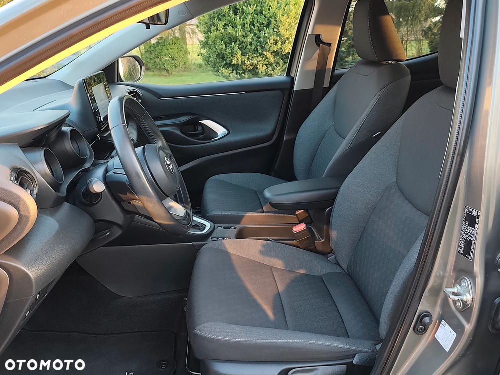 Toyota Yaris 116 1.5 VVT-i Business Edition - 29