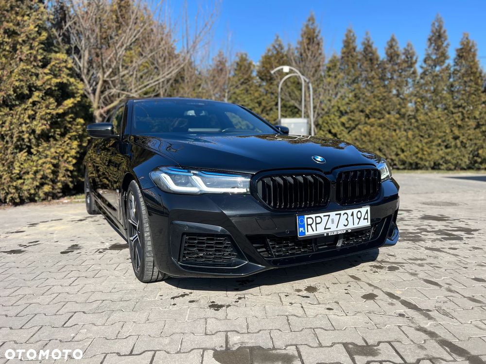 BMW Seria 5 540i xDrive mHEV M Sport sport - 3