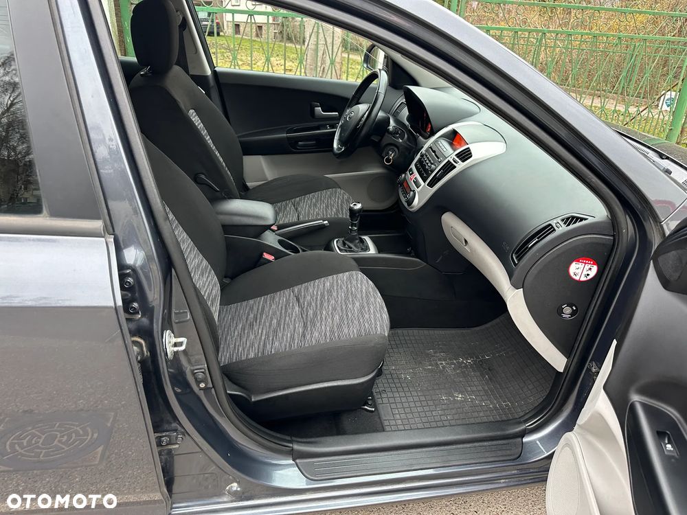 Kia Ceed 1.4 CVVT LX - 17