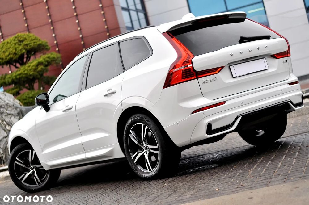 Volvo XC 60 B4 D AWD Ultimate Dark - 10
