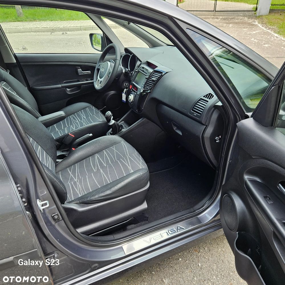 Kia Venga 1.6 CVVT Dream-Team Edition - 28