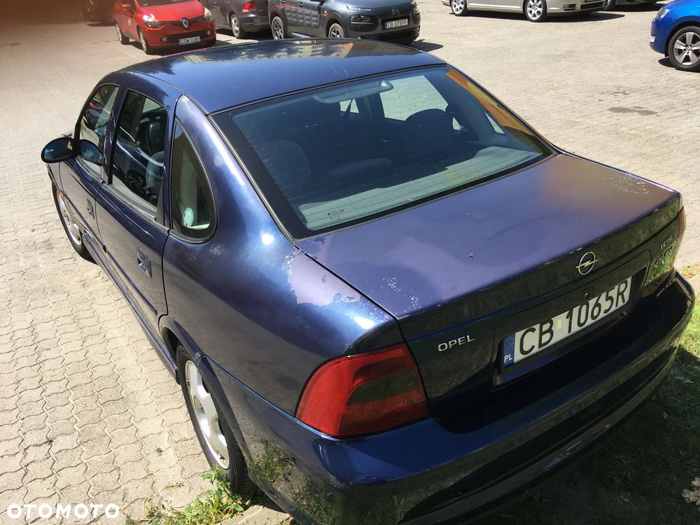 Opel Vectra 2.0 CD - 4