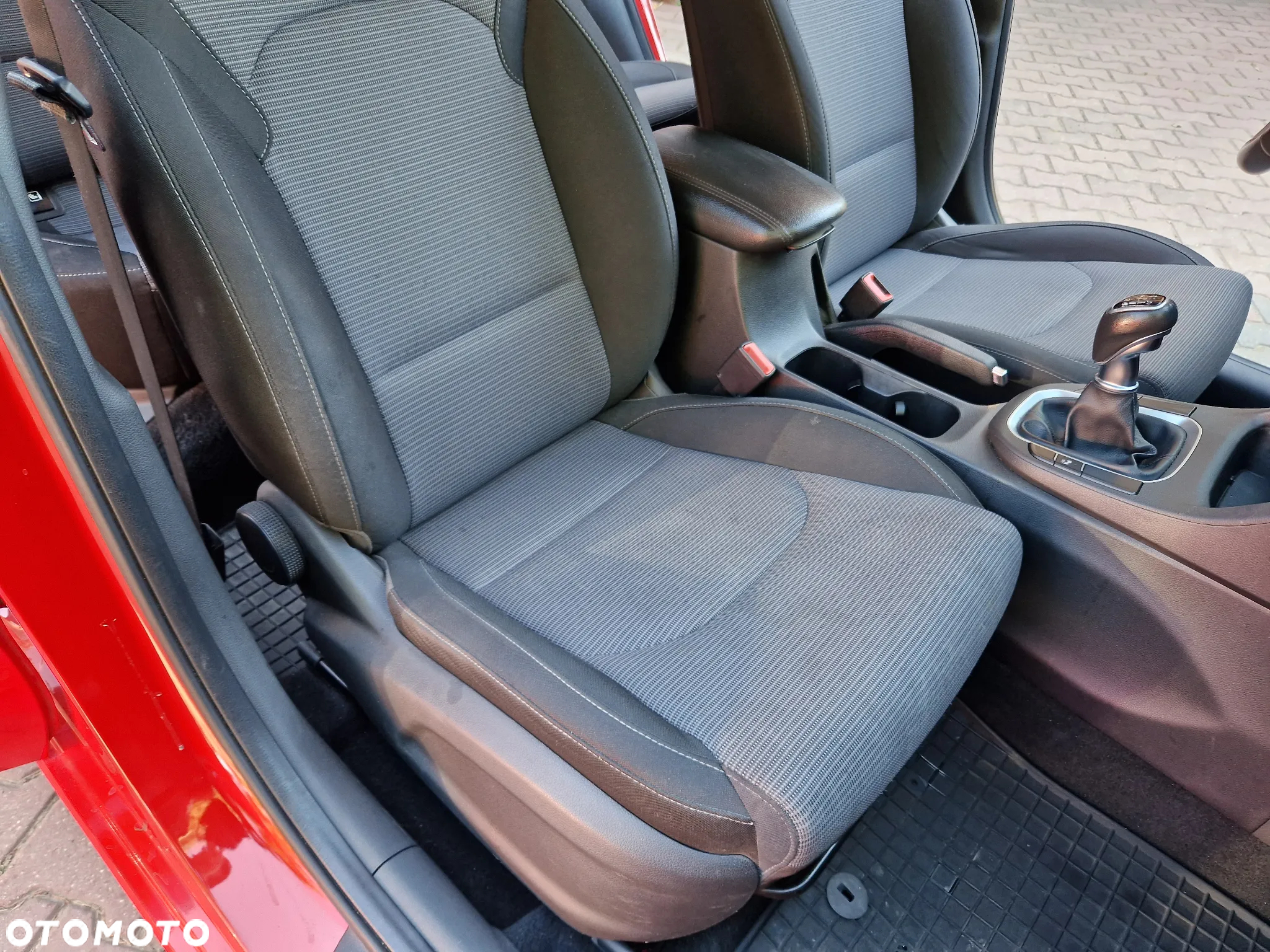 Hyundai i30 1.5 DPI Classic + - 24