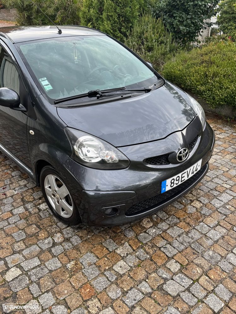 Toyota Aygo - 2