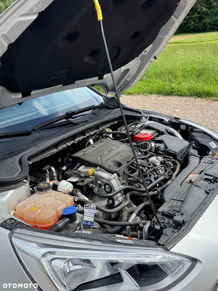 Ford Focus 1.0 EcoBoost Active Business - 19