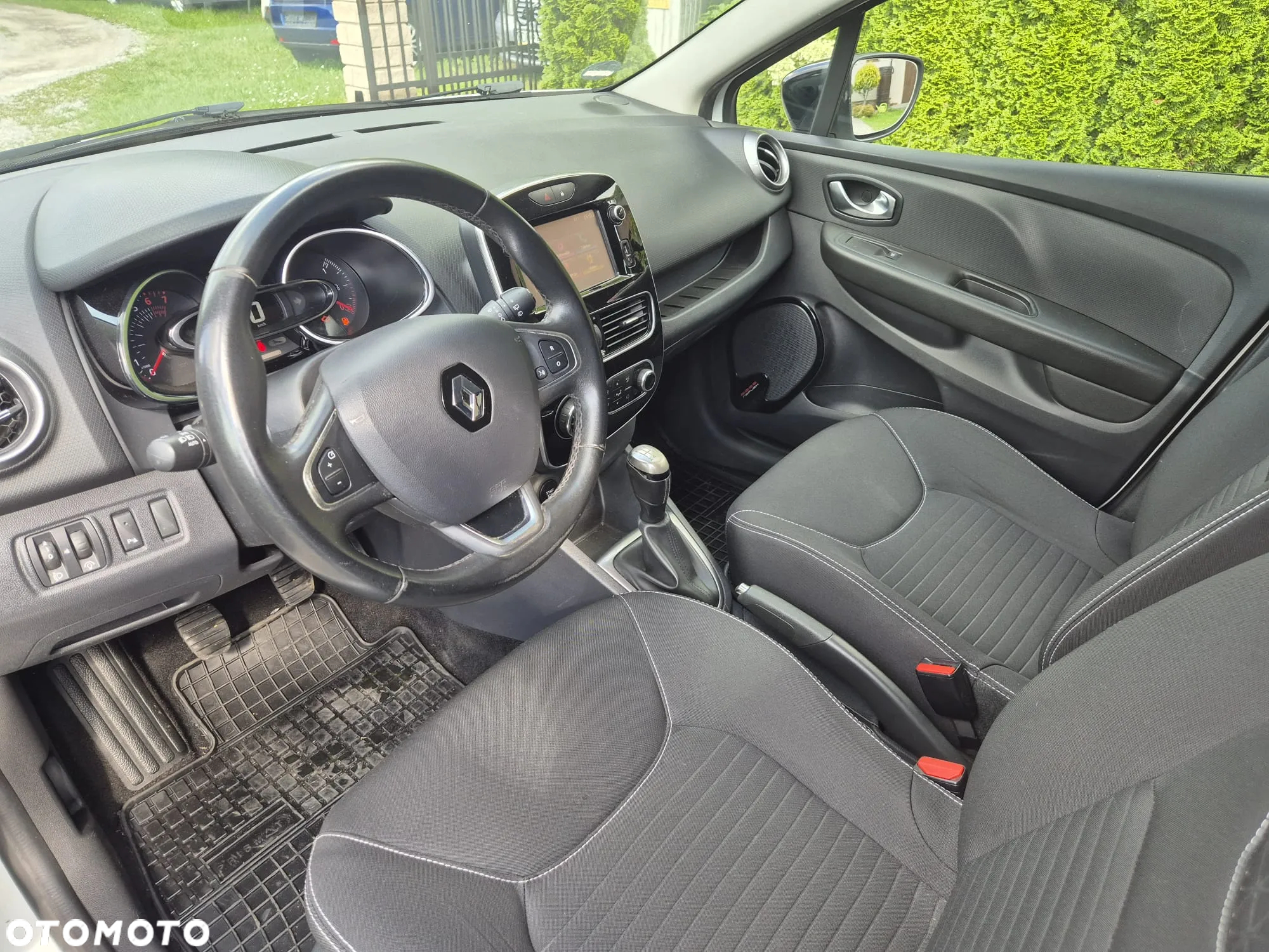 Renault Clio 1.2 16V 75 LIMITED - 5