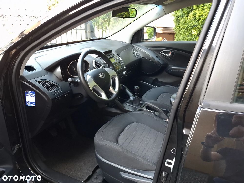 Hyundai ix35 blue 1.6 2WD Finale Gold - 5