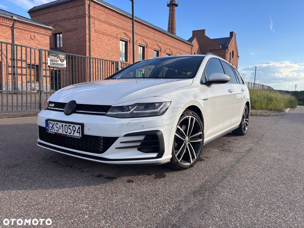 Volkswagen Golf 2.0 TDI BMT GTD - 1