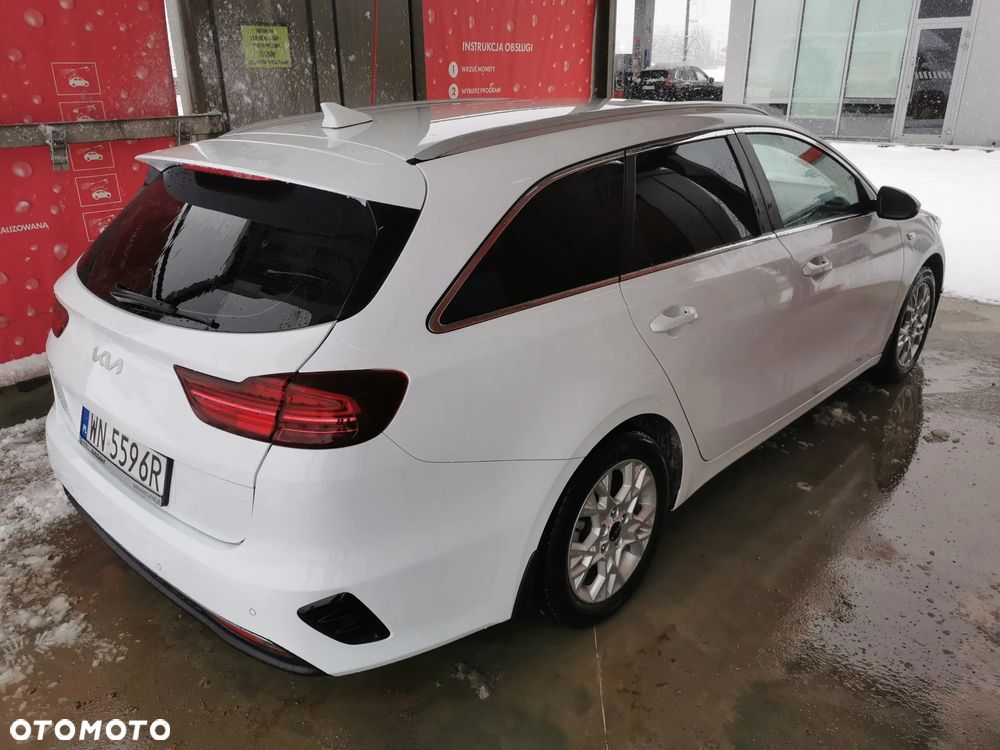 Kia Ceed 1.5 T-GDI M - 3