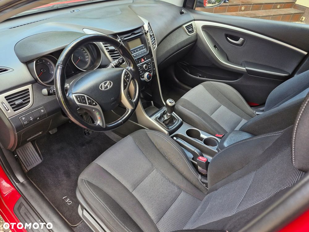 Hyundai i30 1.4 Intro Edition - 6