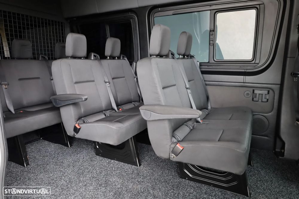 Mercedes-Benz Sprinter 315 CDI/43 Luxo (2+2+2+3) - 17