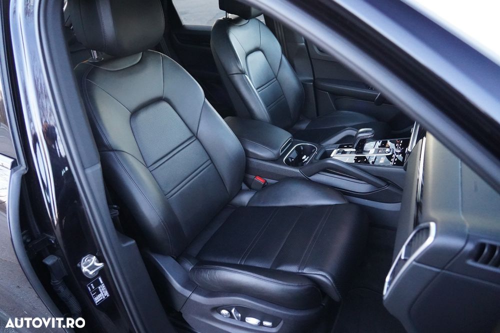 Porsche Cayenne S - 13