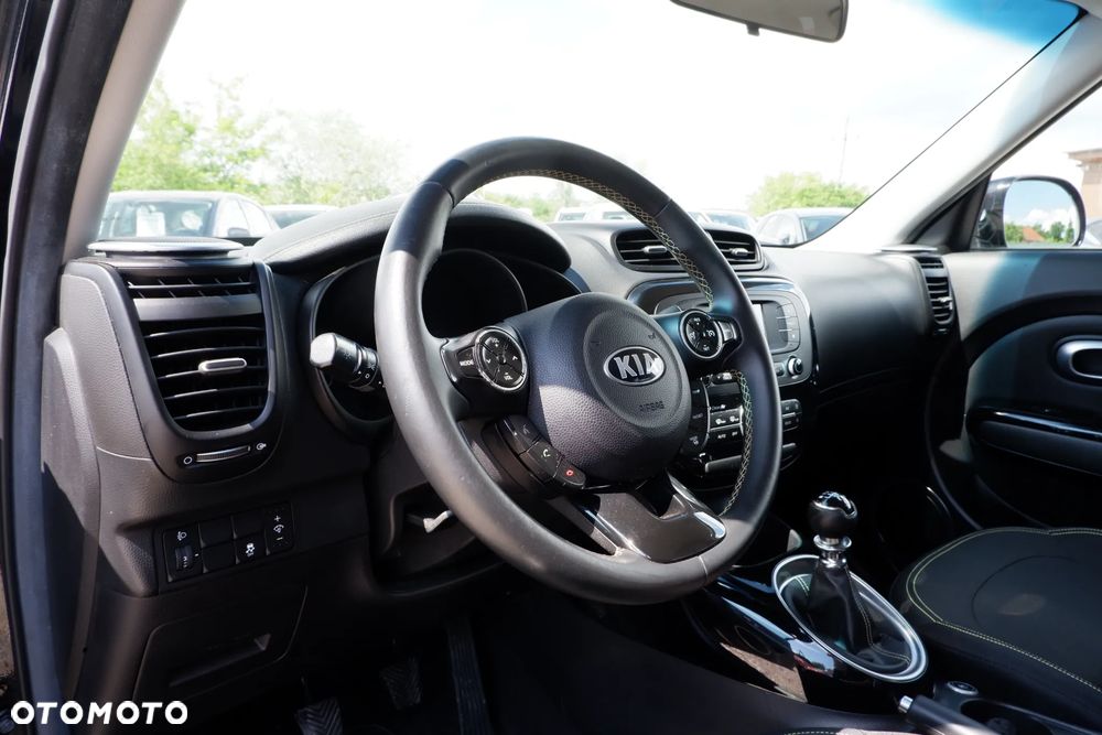 Kia Soul 1.6 GDI Dream-Team Edition - 24