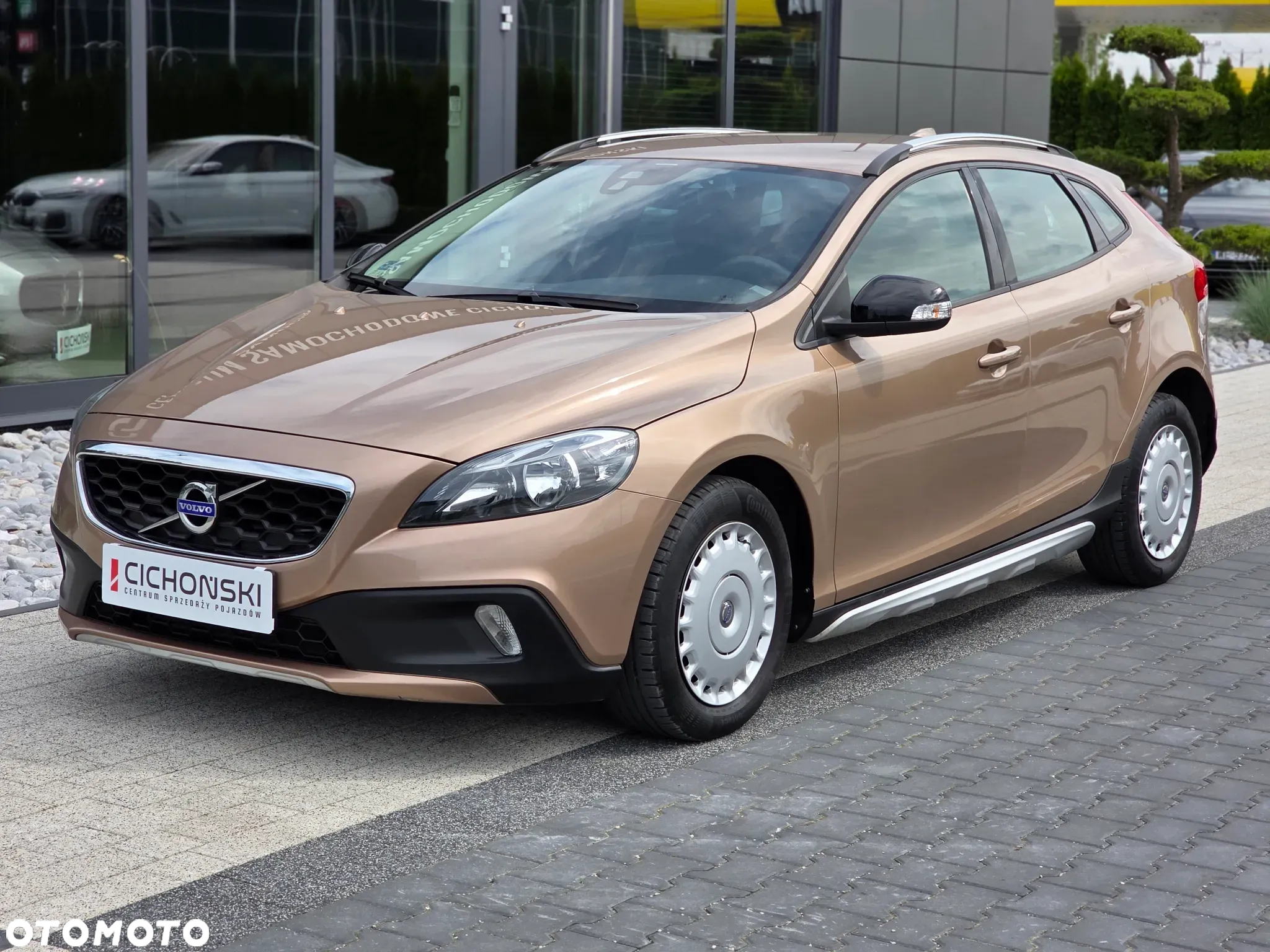 Volvo V40 D2 Momentum - 2