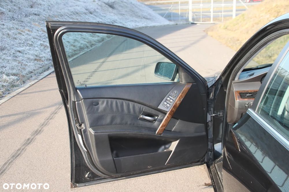BMW Seria 5 - 10