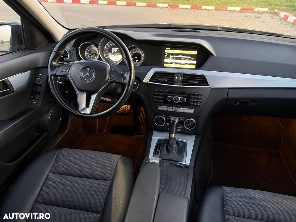 Mercedes-Benz C 200 T (BlueEFFICIENCY) 7G-TRONIC Avantgarde - 7