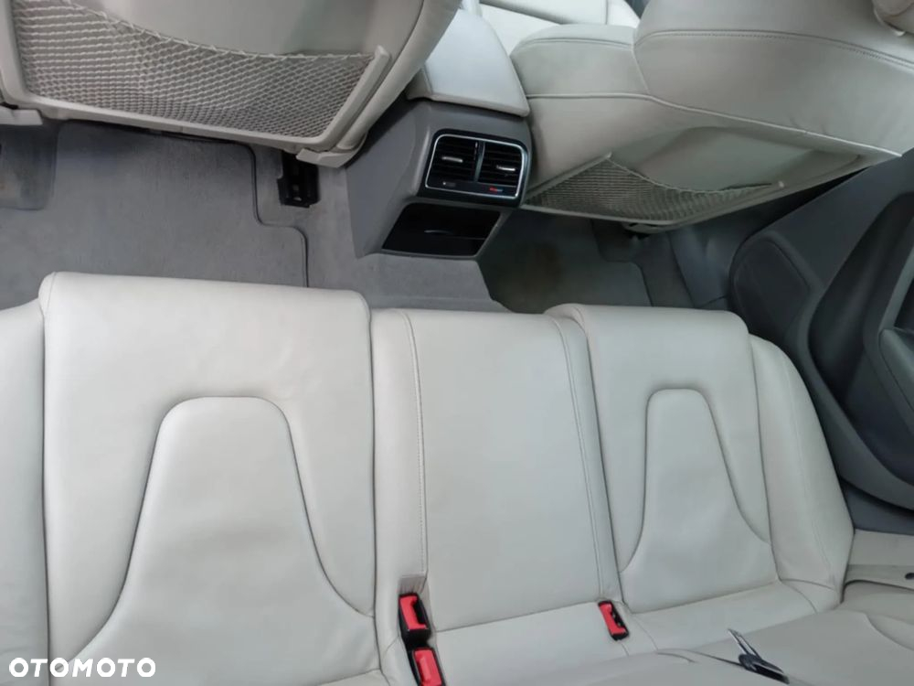Audi A4 Avant 3.0 TDI DPF quattro Ambiente - 15
