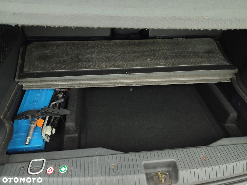 Opel Meriva 1.6 16V Cosmo - 15