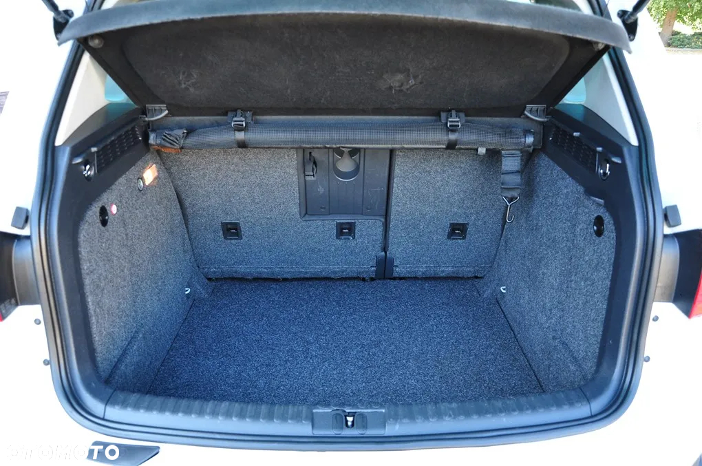 Volkswagen Tiguan 2.0 TDI DPF BlueMotion Technology Cup Sport & Style - 27