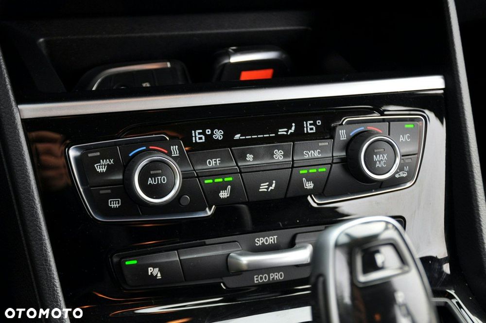 BMW Seria 2 - 32