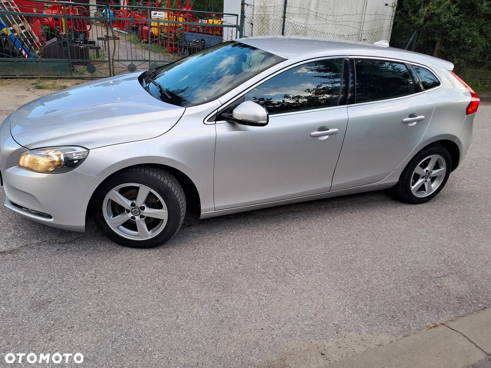 Volvo V40 D2 You - 6