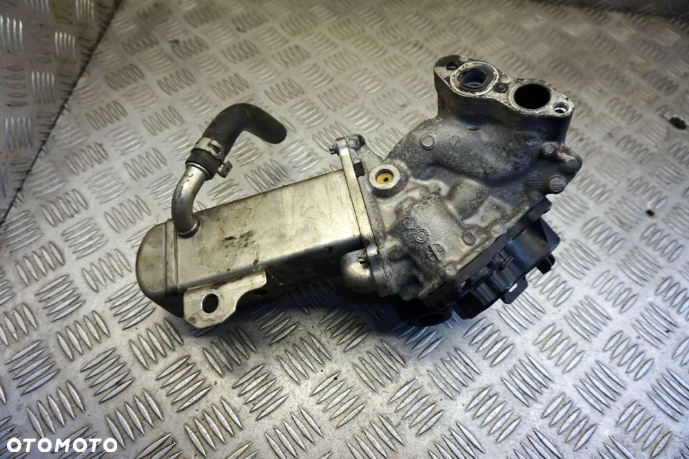 CHŁODNICA SPALIN EGR C5 III X7 LIFT 2.0 HDI 1618KL V29004027 CITROEN 2011-2017 - 1