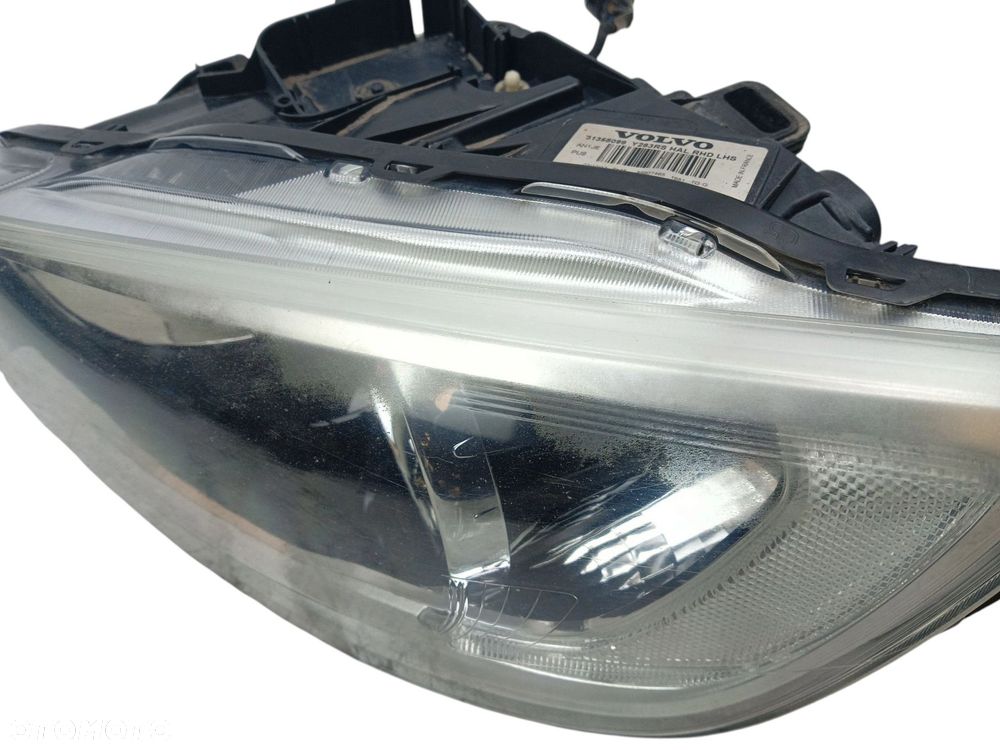 LAMPA LEWY PRZÓD VOLVO V60 I LIFT (2013-2018) 2.0 D3 136KM 31358099 - 3