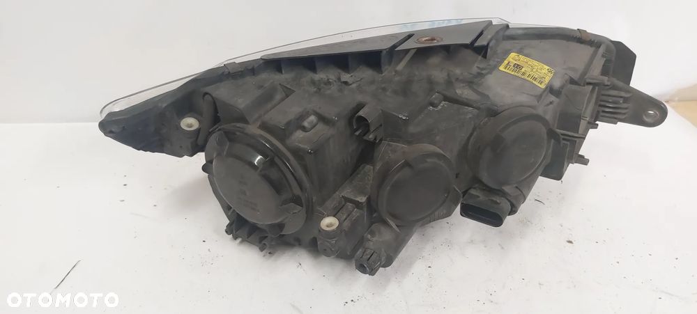 .  PRZOD PRZEDNIA LAMPA LEWA  VOLKSWAGEN PASSAT CC - 4