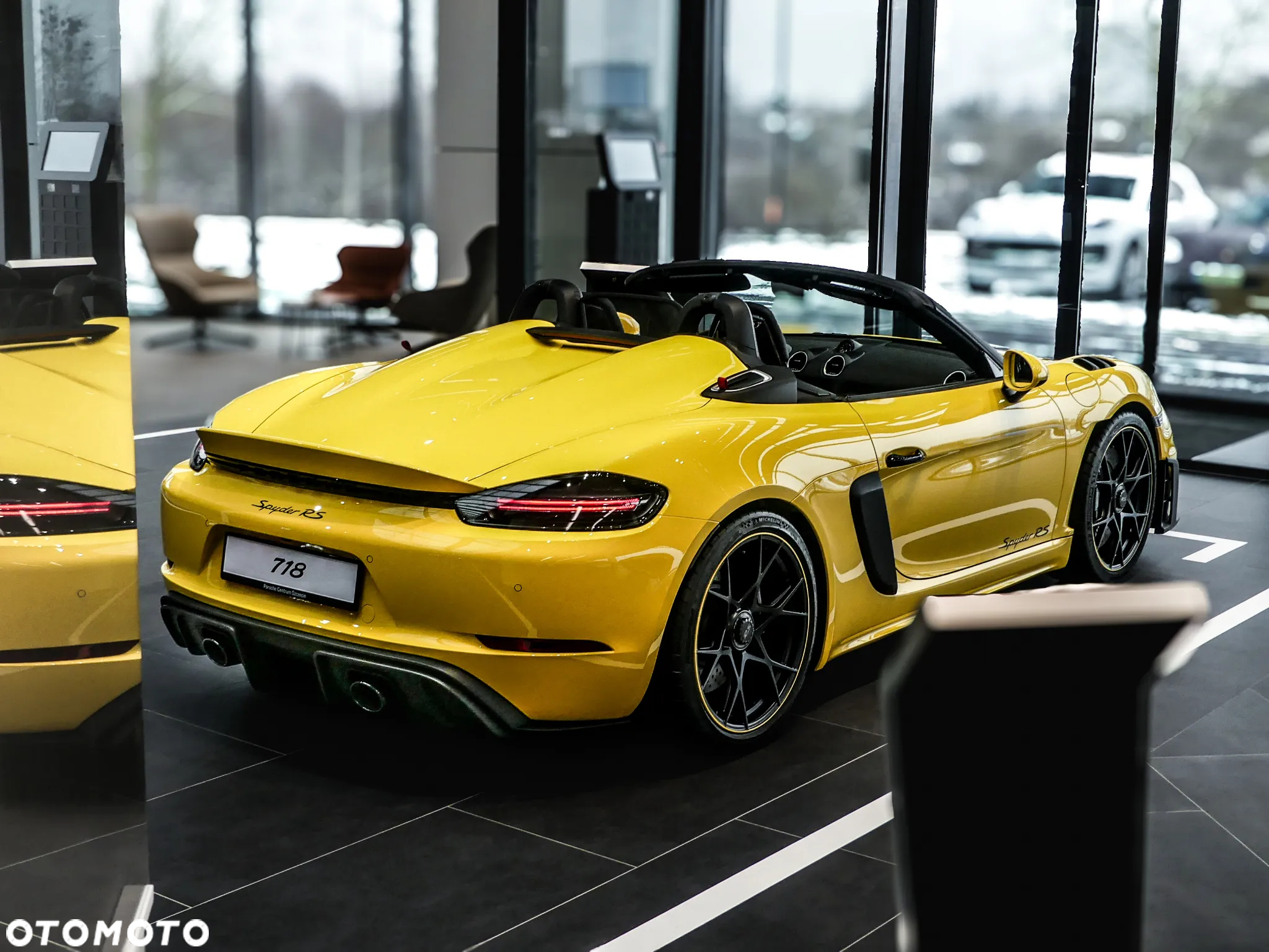 Porsche 718 Boxster Spyder RS - 5