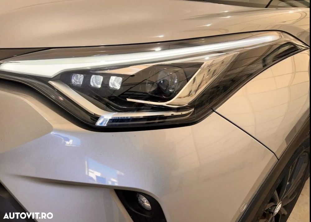 Toyota C-HR 2.0 HSD 184 CP 4x2 CVT Classy Bi-Tone - 18