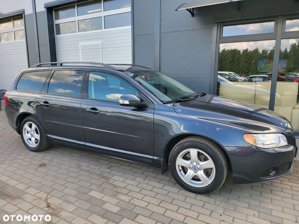 Volvo V70 2.5T Summum - 3