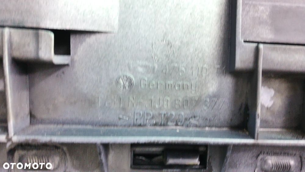 VW Golf IV 4 Kombi Zderzak TYŁ LC6M 1J9807521 - 13